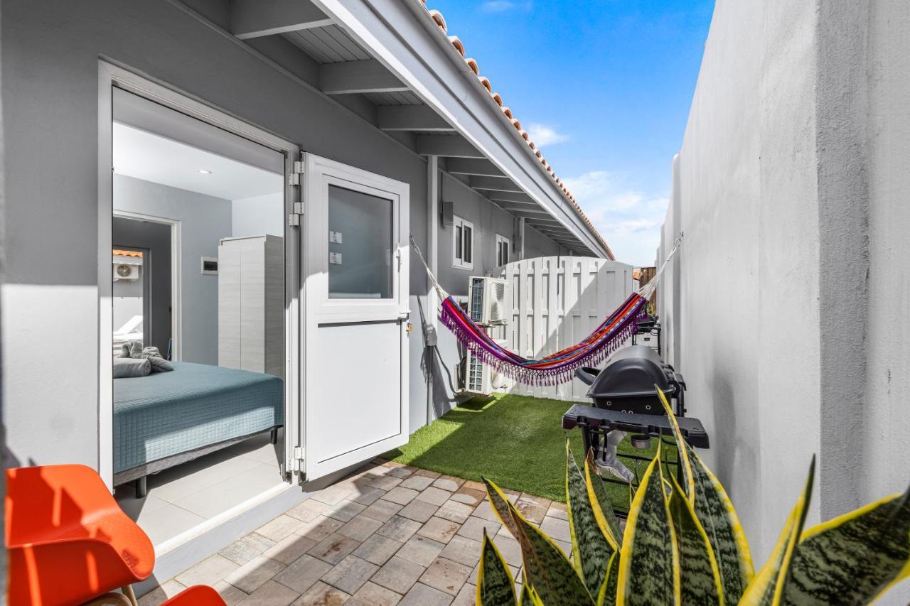 The Lizard Apartment Palm Beach Exterior photo