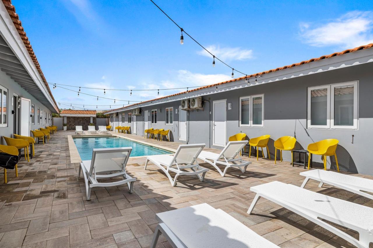 The Lizard Apartment Palm Beach Exterior photo