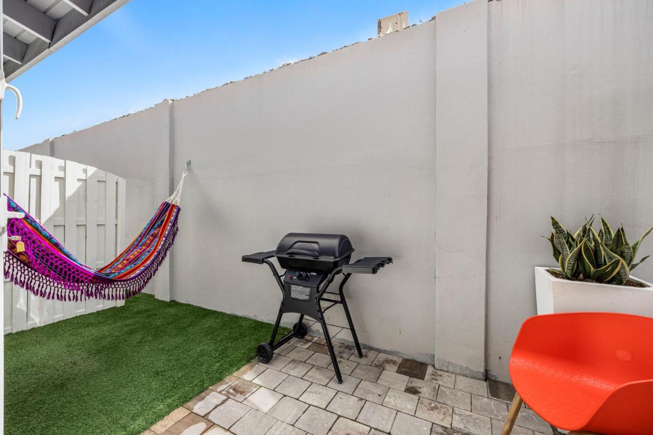 The Lizard Apartment Palm Beach Exterior photo
